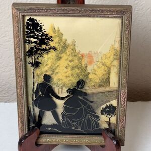 VTG Reverse Painted Silhouette Bubble Convex Glass Victorian Courting Couple 5x7